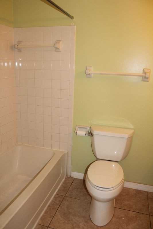 602 Kenwick Cir ##105 - Photo 6 of 7