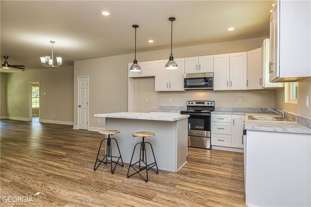 106 Maple St - Photo 3 of 3