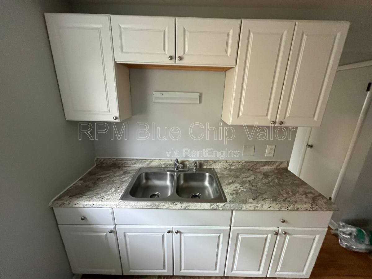 2739 Lafeuille Ave #2 - Photo 2 of 8