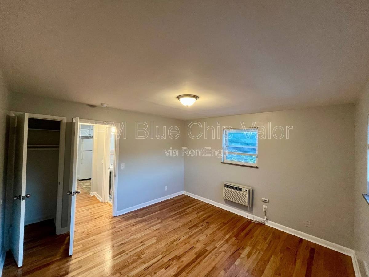 2739 Lafeuille Ave #2 - Photo 6 of 8