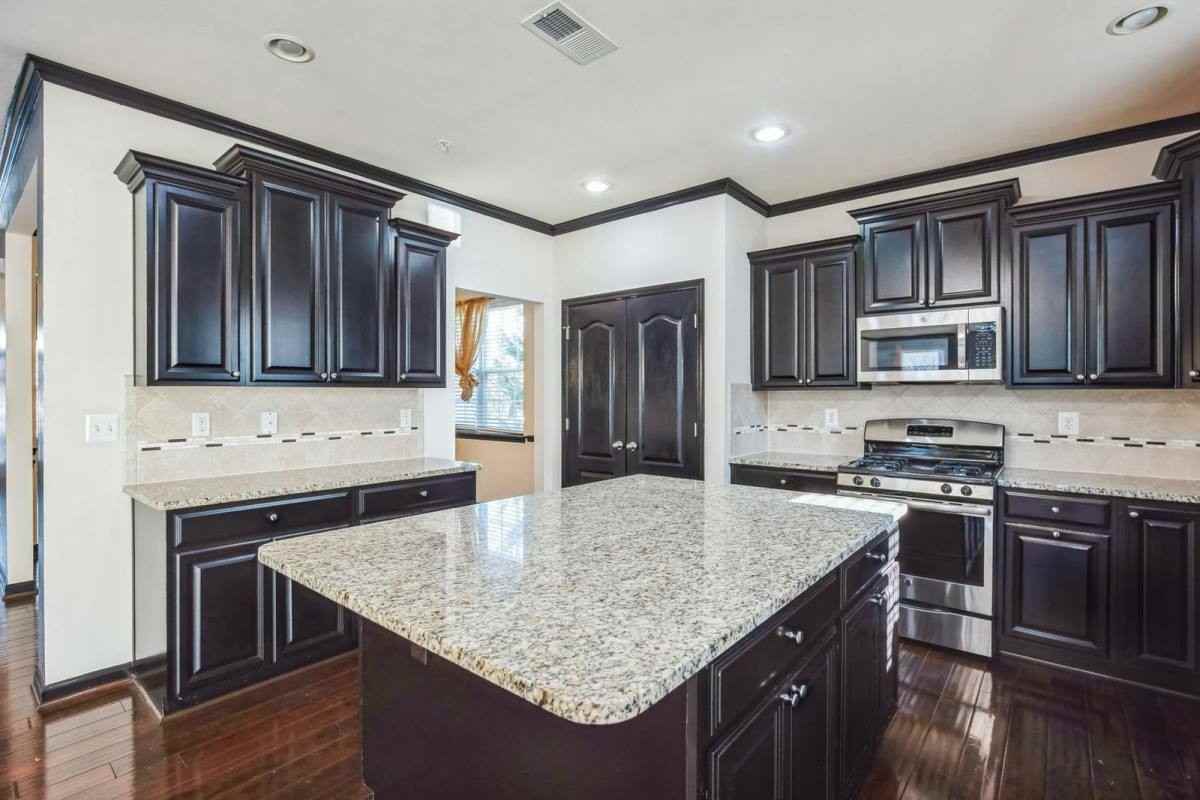 10317 Saltbush Ct - Photo 2 of 10
