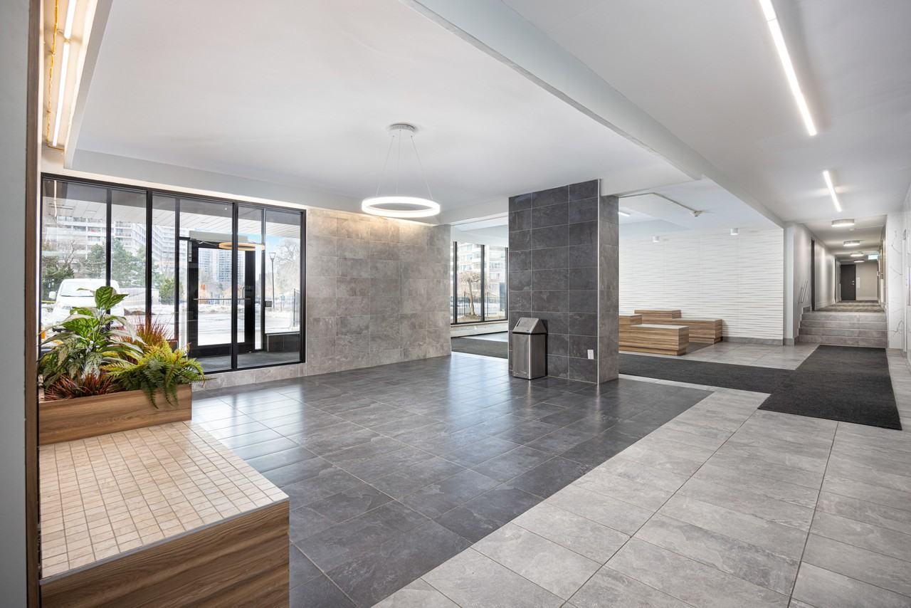 Don Valley Towers at 71 Thorncliffe Park Drive - Photo 3 of 14