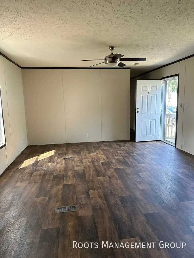 Mance Newton Rd #A104 - Photo 6 of 8