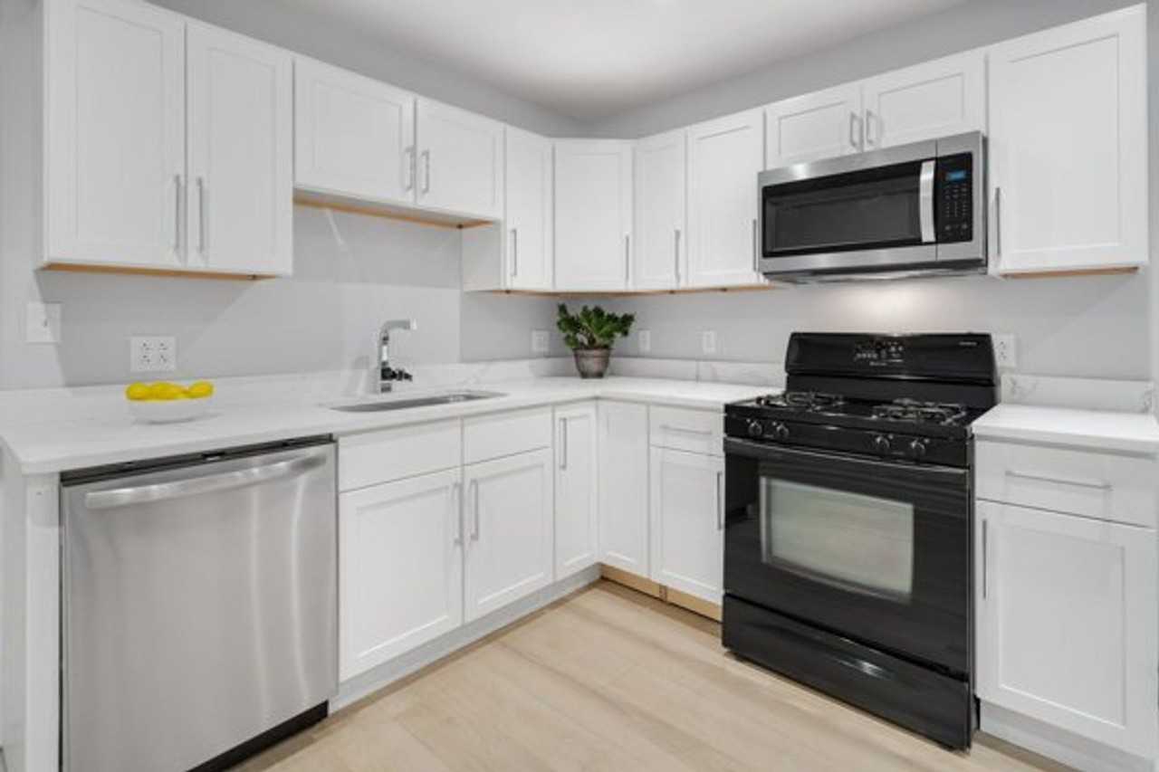 Quarry/State St Complex - Photo 7 of 50