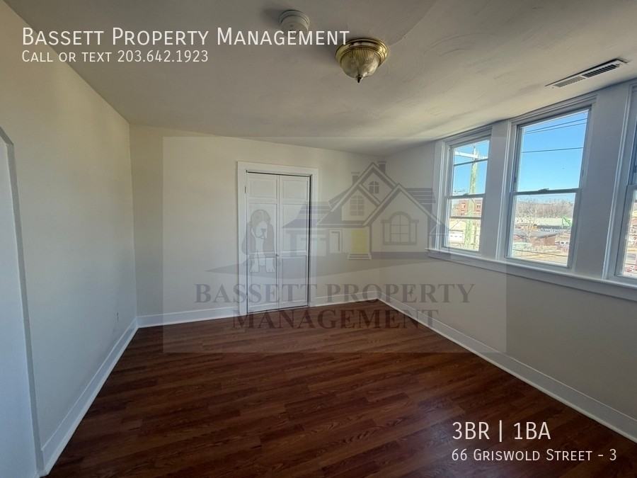 66 Griswold St - Photo 4 of 18