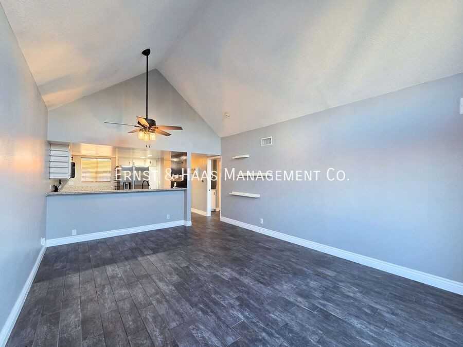 505 W 5th St #306 - Photo 6 of 20