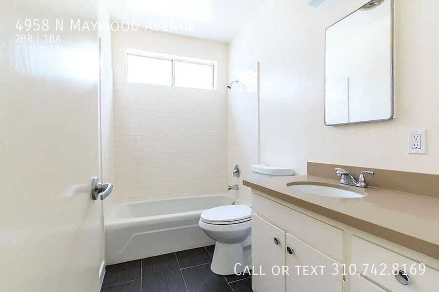 4958 N Maywood Ave - Photo 5 of 6