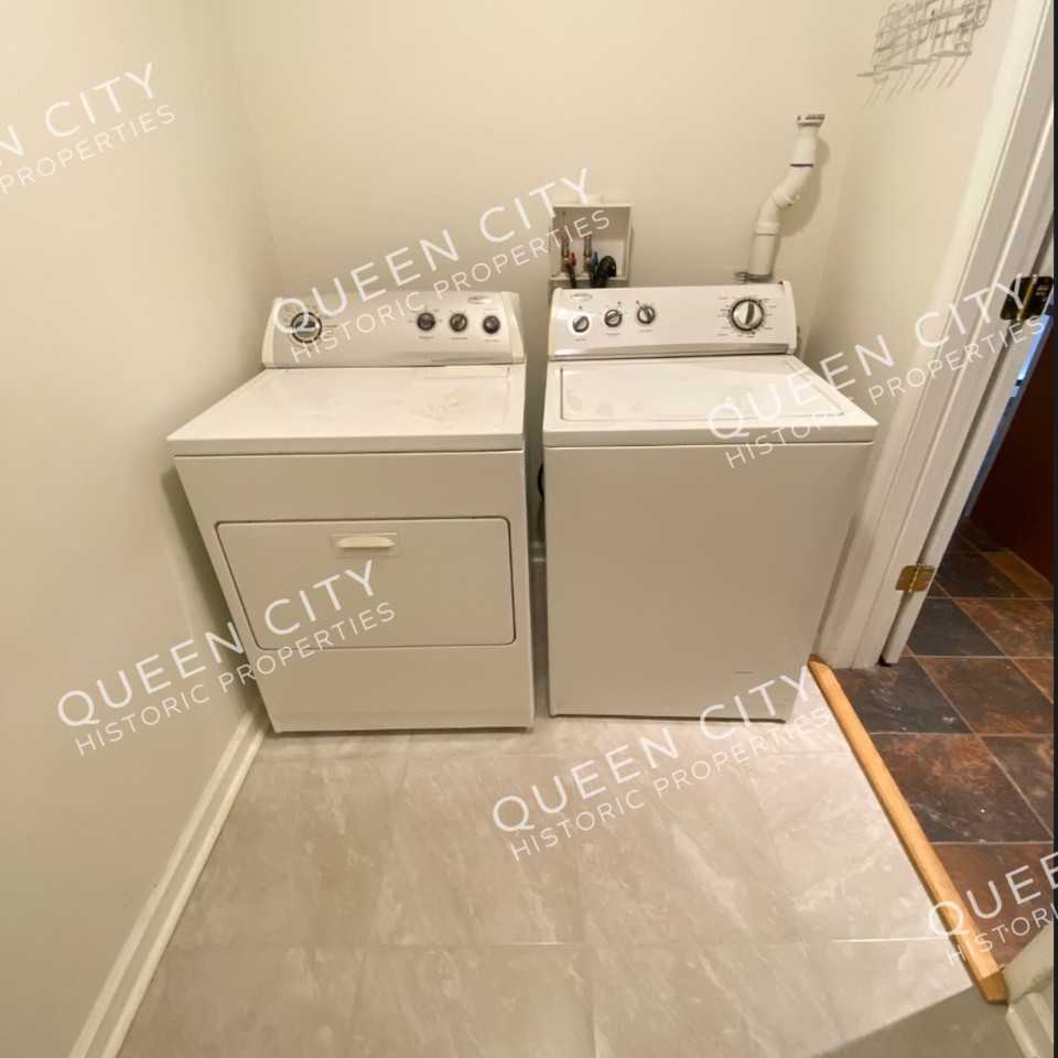 227 N Madison St #1 - Photo 2 of 16