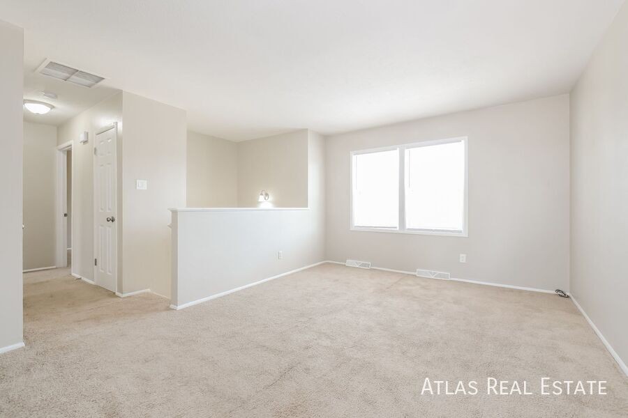 1529 Atwood St - Photo 3 of 21