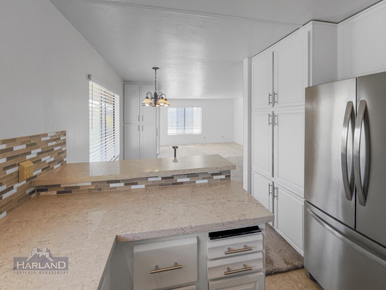 4264 6th Ave - Photo 4 of 10