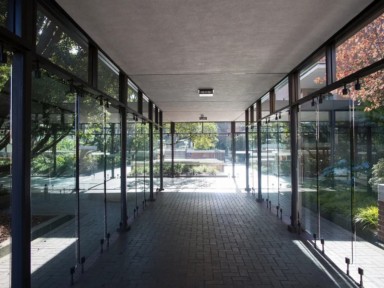 101 Lombard St #14 - Photo 3 of 22