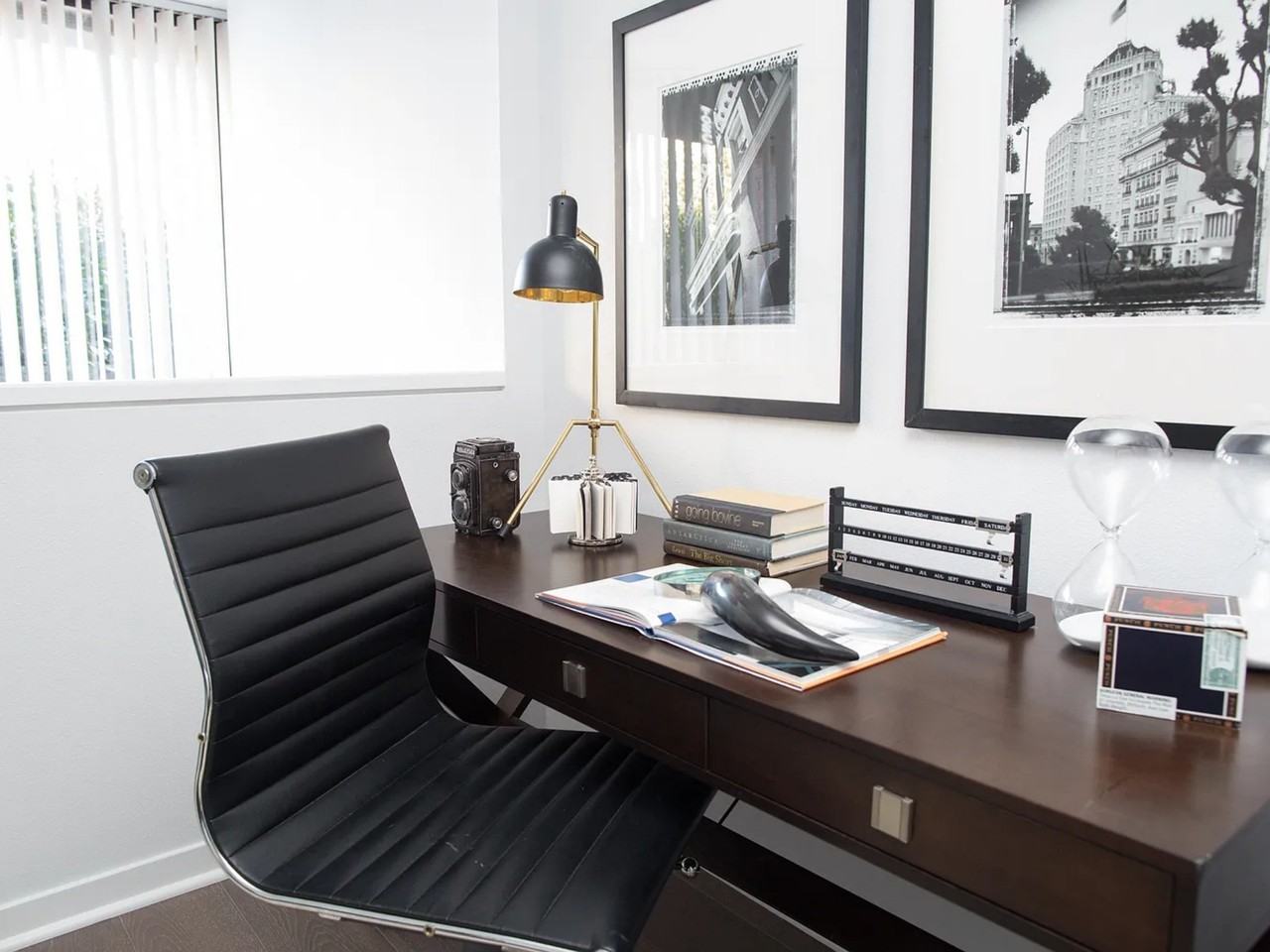 101 Lombard St #14 - Photo 7 of 22