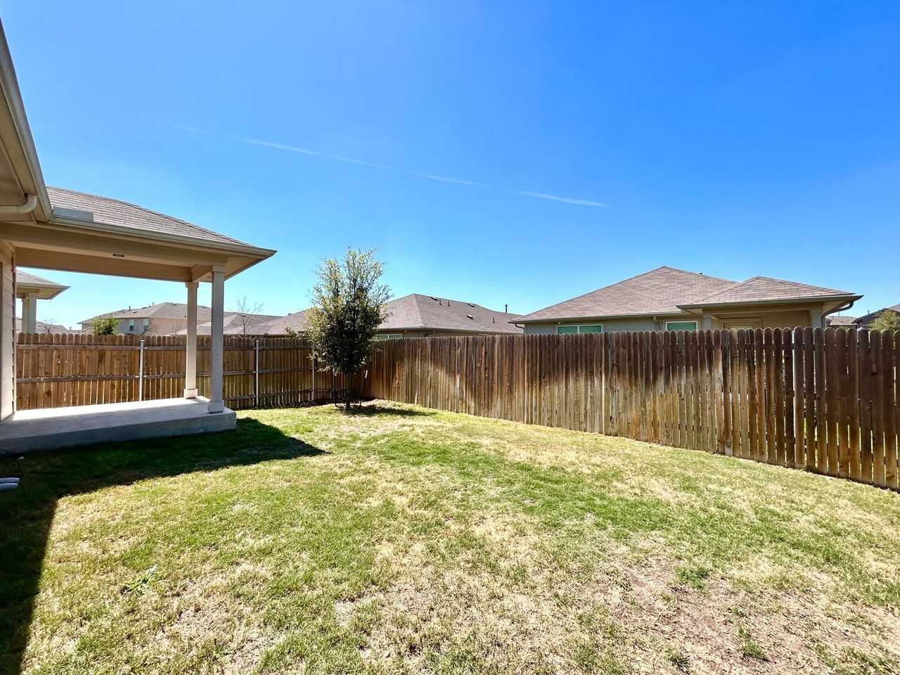 14104 Macquarie Dr - Photo 4 of 27