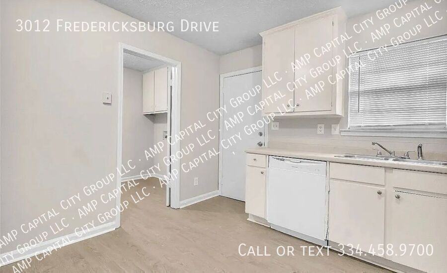 3012 Fredericksburg Dr - Photo 6 of 17