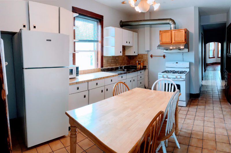 3325 S Emerald Ave #2 - Photo 6 of 15