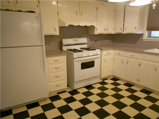 1730 W Boyd St - Photo 3 of 7