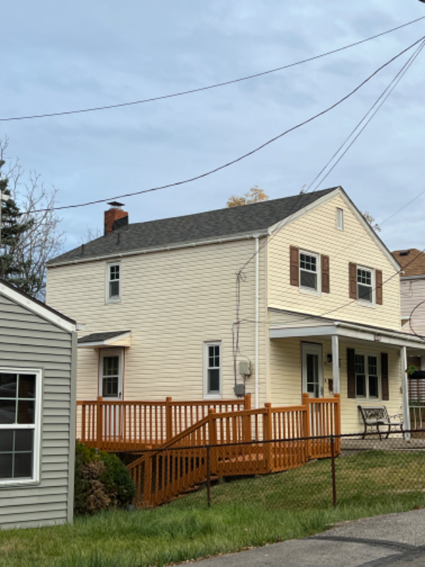 706 Hestor Dr - Photo 3 of 41