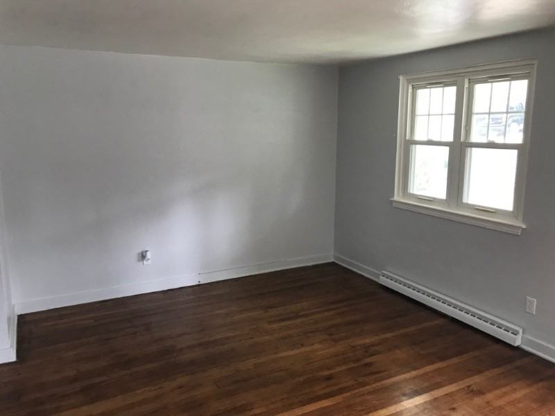 706 Hestor Dr - Photo 5 of 41