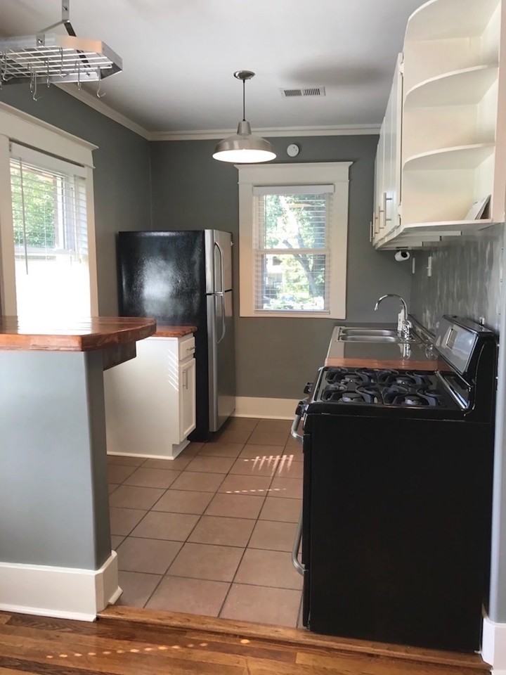 2012 Walker Ave #2 - Photo 5 of 17