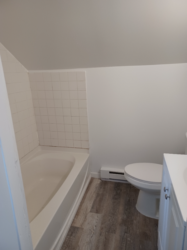 92 Twiss St #3 - Photo 3 of 8