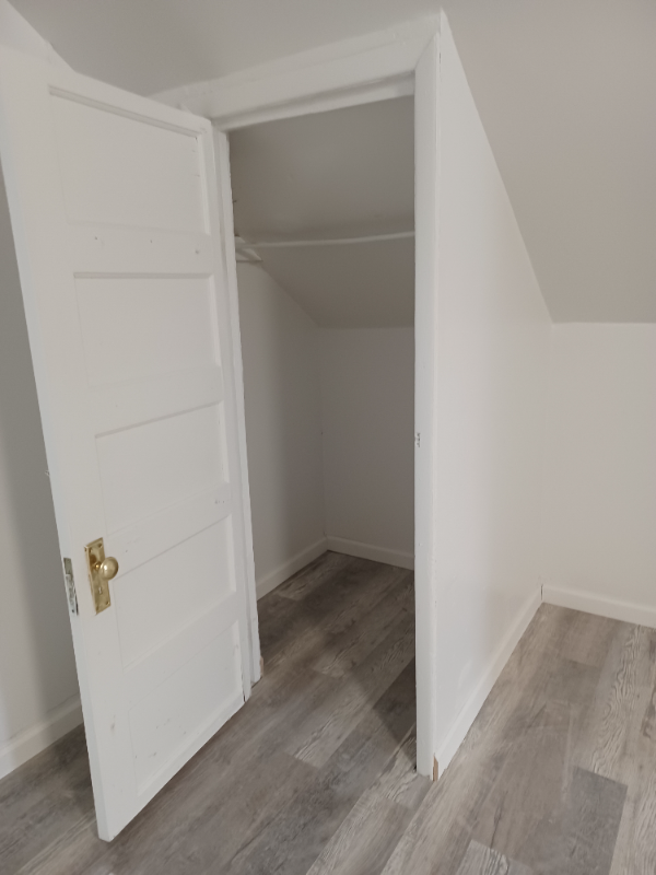 92 Twiss St #3 - Photo 5 of 8