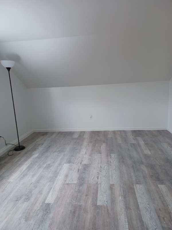 92 Twiss St #3 - Photo 6 of 8