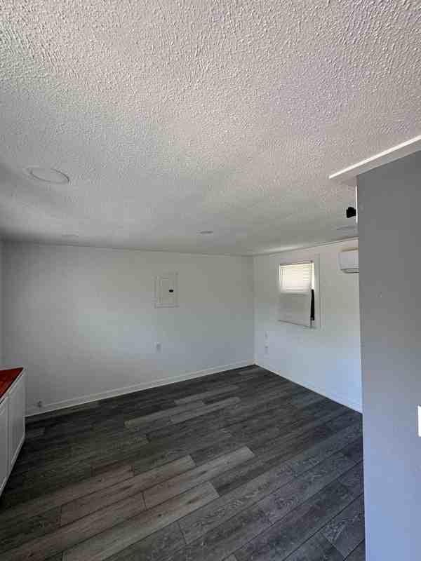 261 Linden Ave Sw - Photo 7 of 7