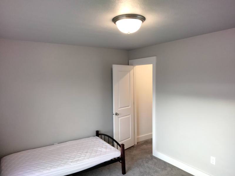 1809 Nw, Nw ##Nw - Photo 3 of 9