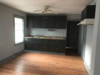 1805 E Timpson St - Photo 3 of 11