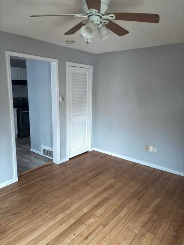 14 Higbie Dr - Photo 5 of 20