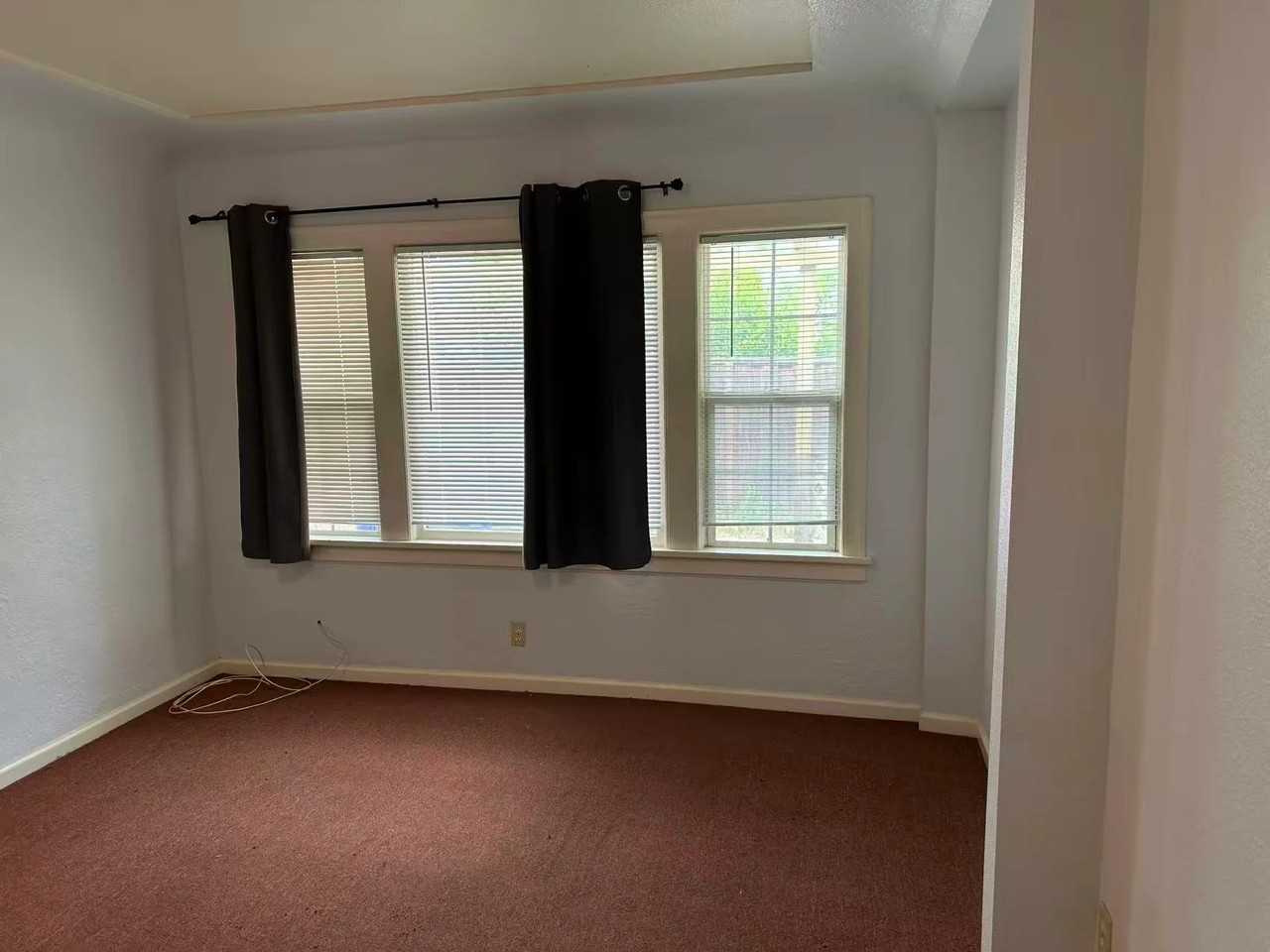 575 N 10th St - Photo 7 of 7