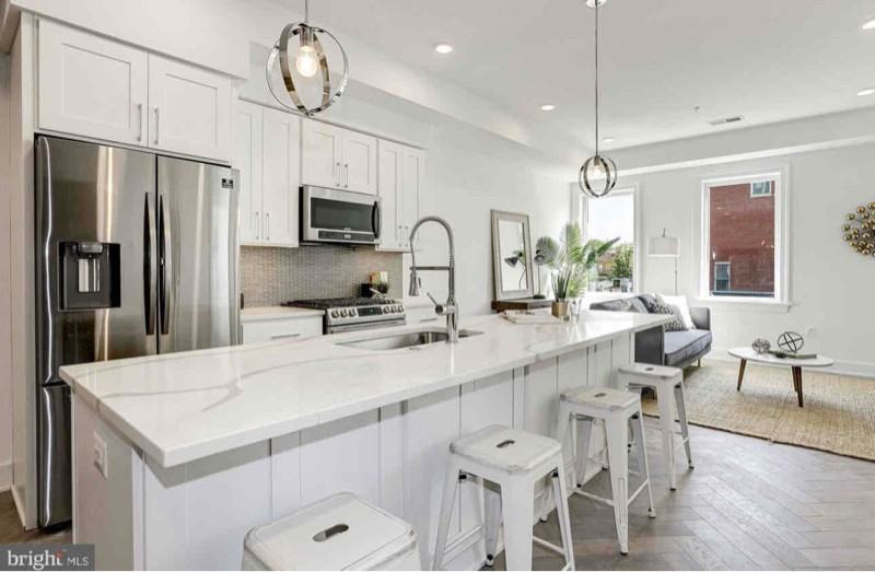 838 Varnum St Nw #2 - Photo 3 of 10