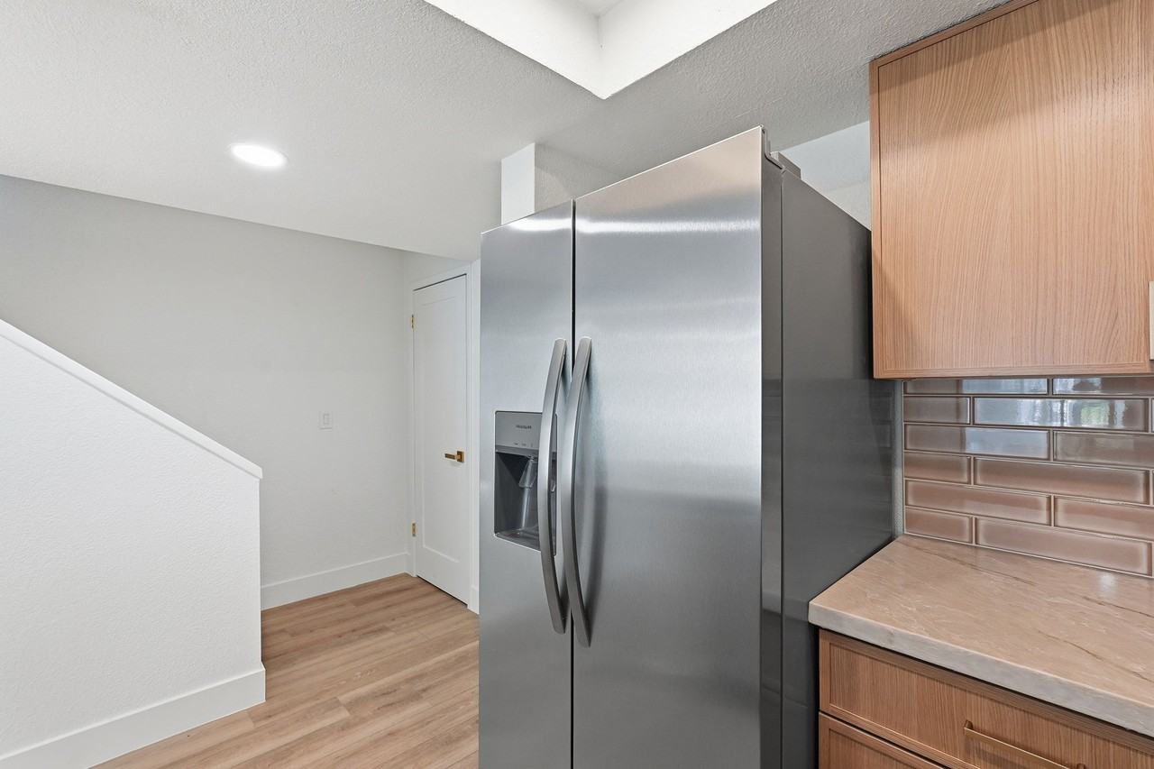 122 South Hardy Drive #43 - Photo 7 of 36