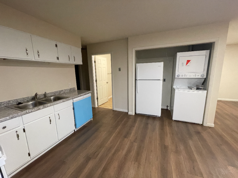 1107 E Willard St - Photo 6 of 19