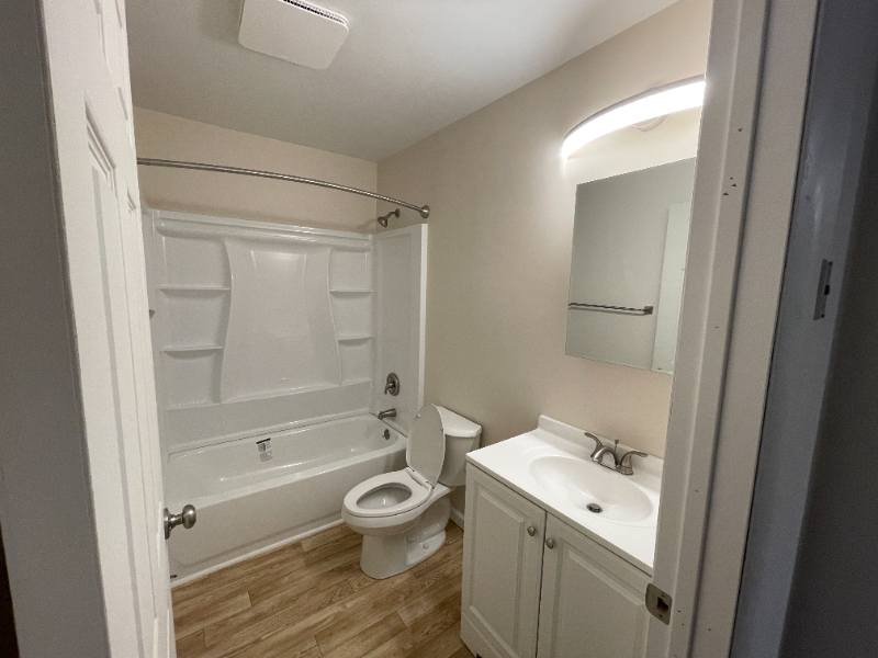 1107 E Willard St - Photo 7 of 19