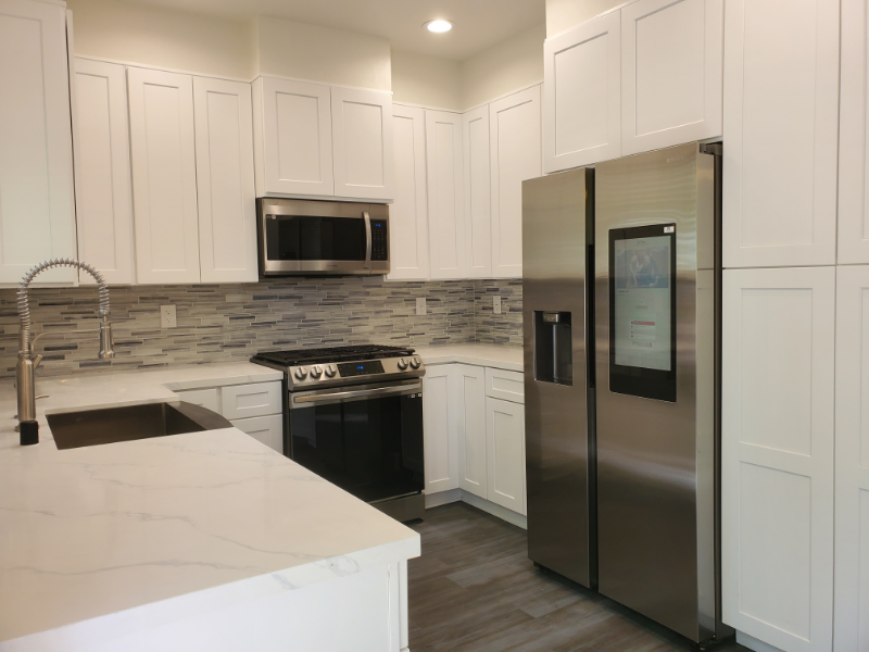 6325 Tallman Ave - Photo 6 of 29