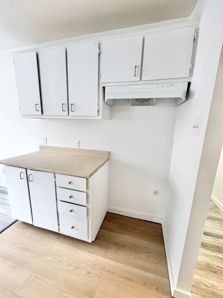 2920 Rue Mazenod #102 - Photo 7 of 15