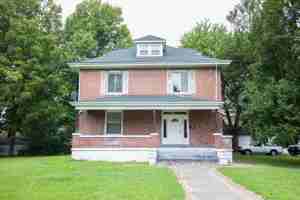 featured image of 805 S Sprigg St