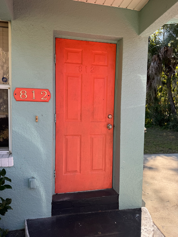 812 Se 11th St #812 - Photo 2 of 20