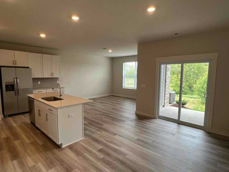 145 Rising Pvt Ln - Photo 3 of 35