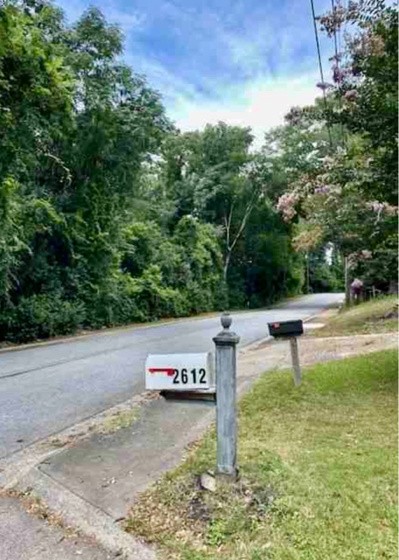 2612 52nd St - Photo 2 of 22