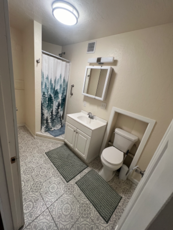 1524 9th St #B - Photo 4 of 5