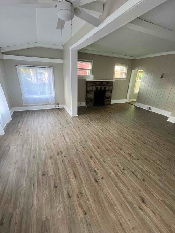 2714 Locust St - Photo 2 of 22