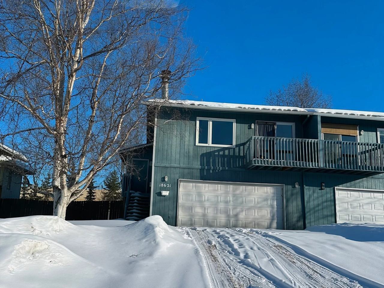 18621 N Lowrie Loop - Photo 2 of 23