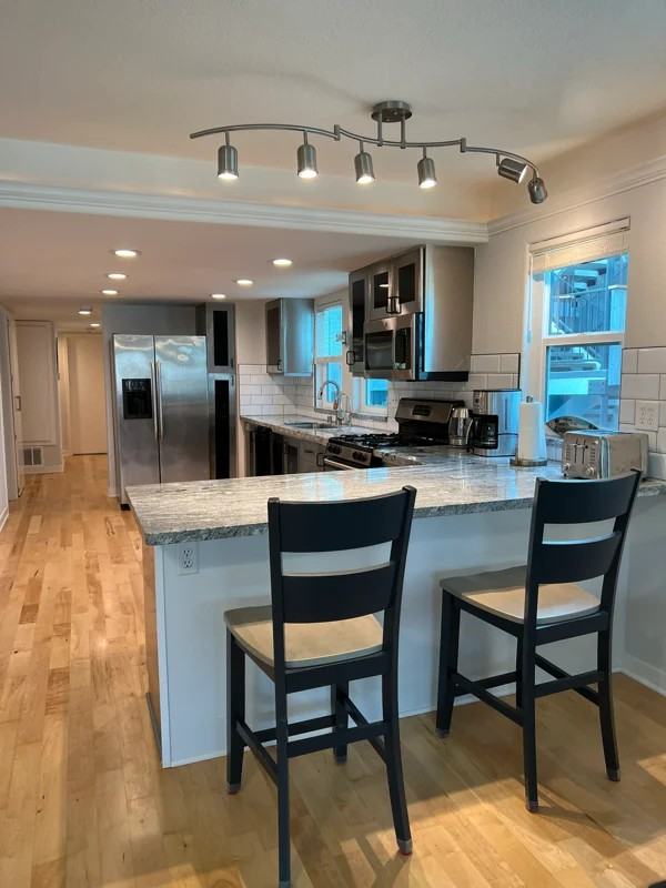 41 Clubhouse Ave #A - Photo 5 of 18