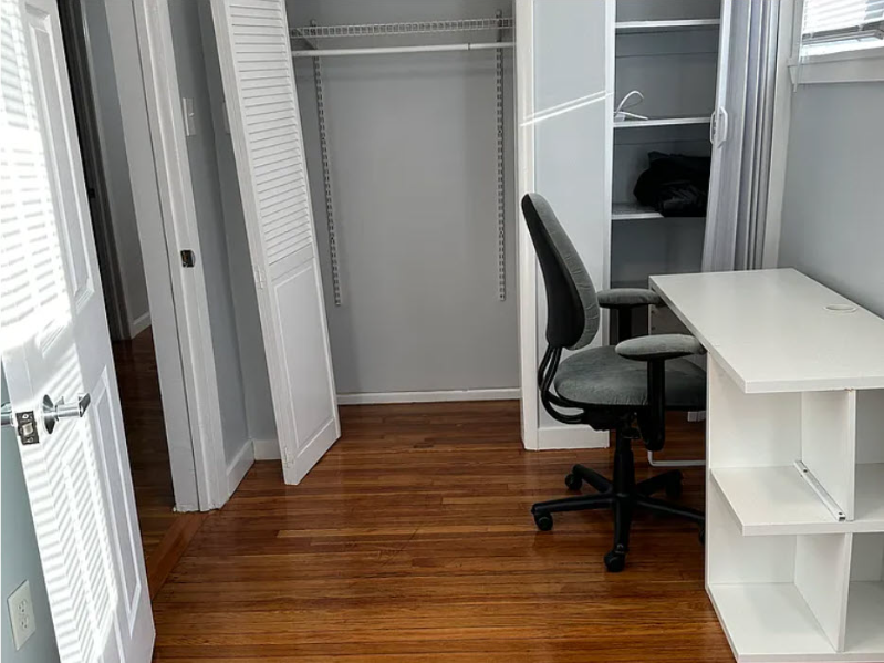 21 Throop Ave #1 - Photo 3 of 17