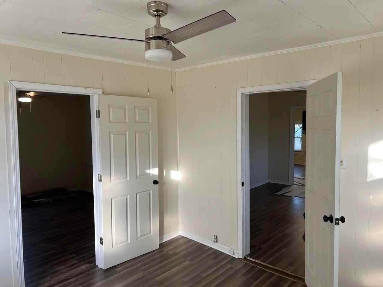 607 Hall Ave - Photo 4 of 10