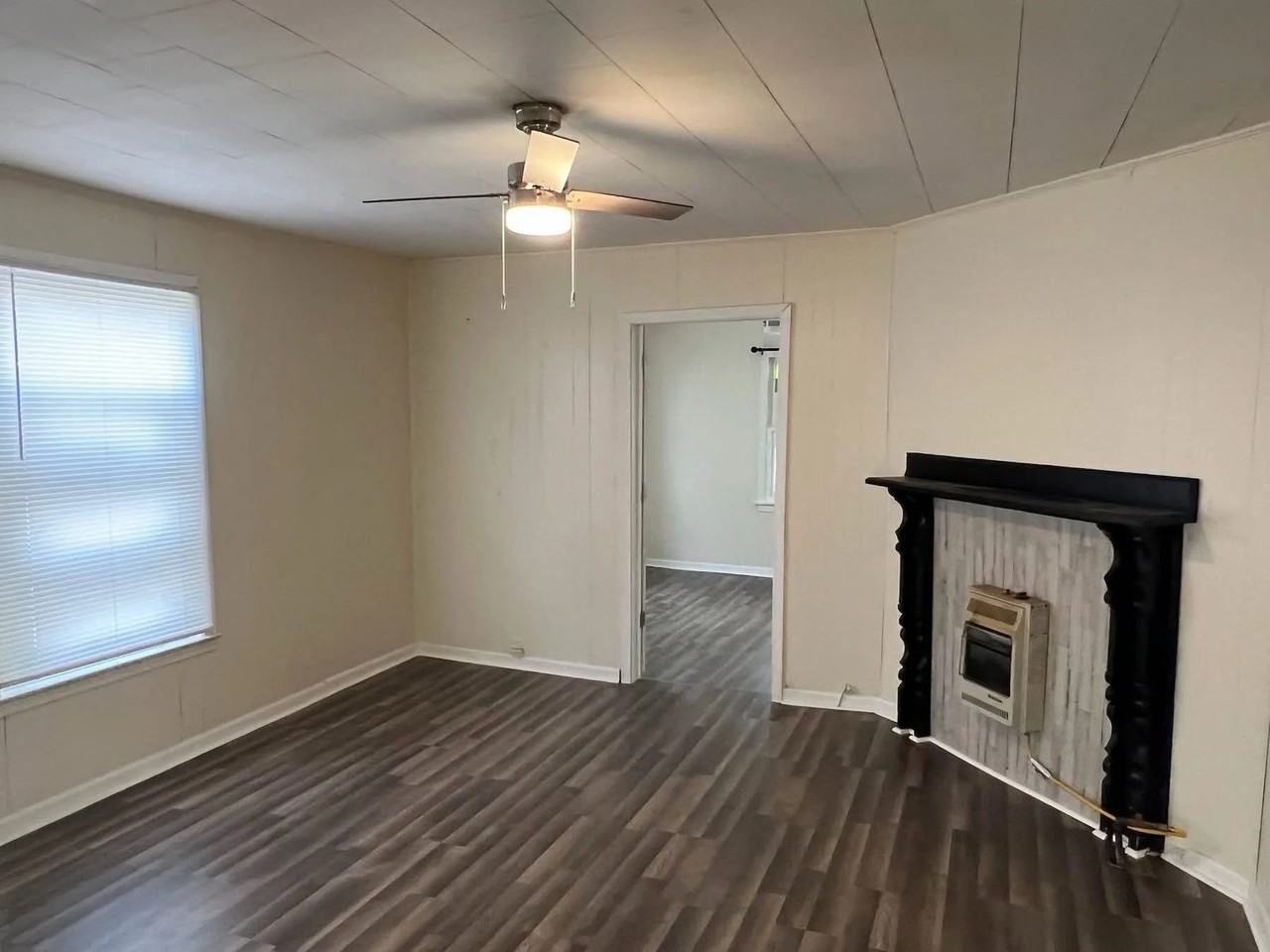 607 Hall Ave - Photo 7 of 10