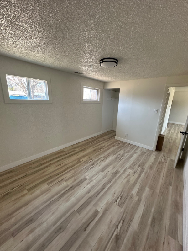 W220N9009 Town Line Rd #8 - Photo 5 of 17