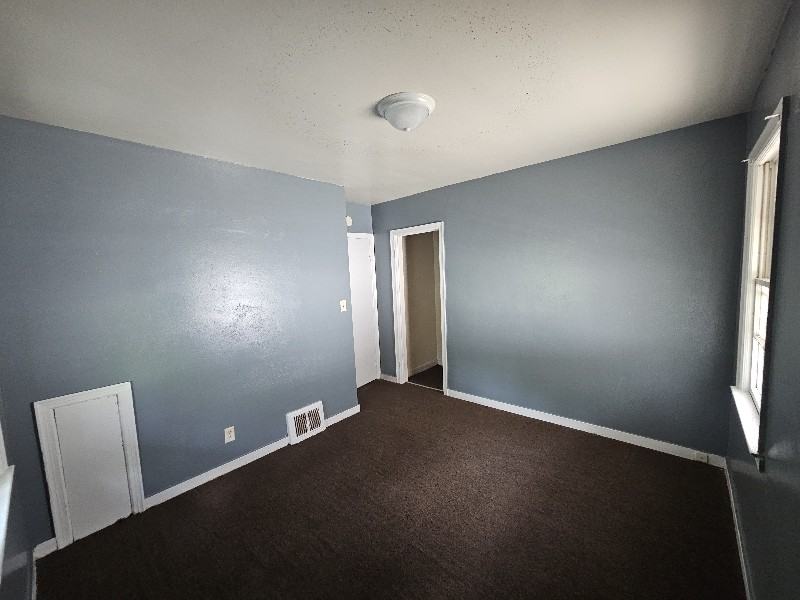 1830 S Kneer Ave - Photo 5 of 9